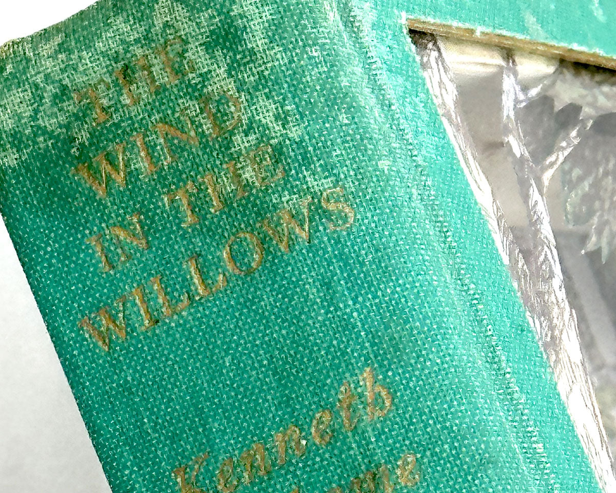 Detail of 'Wind in the Willows' vintage book papercut diorama by Glen Middleham