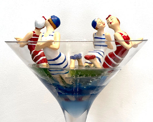 'Vintage Bathers' resin art by Glen Middleham at Jam